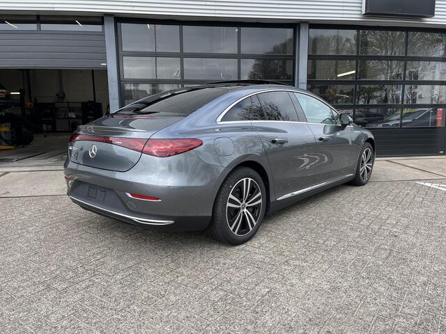 Mercedes-Benz EQE 300 Business LIMITED | Panoramadak | Donkergetint Glas Achter | Apple CarPlay | Android Auto | Sfeerverlichting | Stoelverwarming | Parkeersensoren | Achteruitrijcamera | Elektrisch Inklapbare Buitenspiegels | 17% bijtelling*