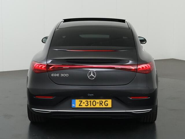 Mercedes-Benz EQE 300 Business Edition 89 kWh | Rijasisstentiepakket | Panoramadak | Keyless Entry | Sfeerverlichting | 360 camera | Apple Carplay | Stoel Memory | Grafietgrijs |