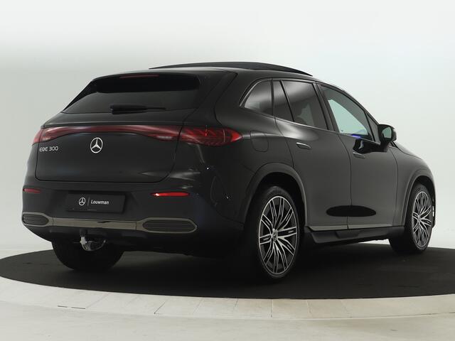 Mercedes-Benz EQE SUV 300 Sport Edition 91 kWh | Trekhaak | Nightpakket | Premium pakket | Rijassistentiepakket Plus | KEYLESS GO-comfortpakket | Parkeerpakket met 360°-camera | GUARD 360° voertuigbescherming plus | EASY PACK achterklep |