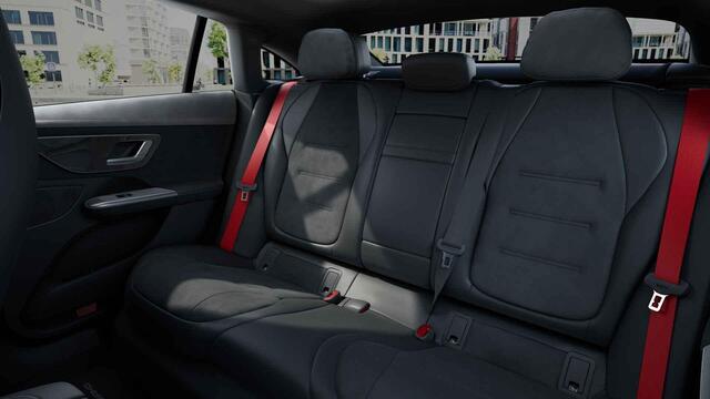 Mercedes-Benz EQE 300 AMG Line 89 kWh | Panoramadak | Memory | Sfeerverlichting |