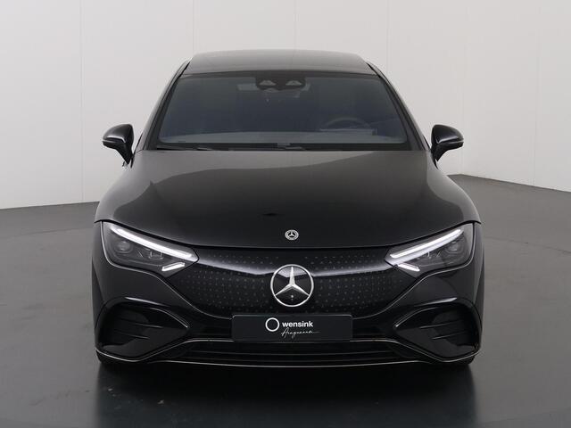Mercedes-Benz EQE 300 Business Solution AMG 90 kWh | Panoramisch schuifdak | Burmester | AIRMATIC | MBUX augmented reality | Premium Pakket | Akoestisch comfortpakket |