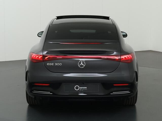 Mercedes-Benz EQE 300 AMG Line 89 kWh | Panoramadak | Memory | Winter pakket | Sfeerverlichting |