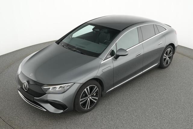 Mercedes-Benz EQE 300 Luxury Line 89 kWh | Led koplampen | Alarm Klasse 3 | Apple CarPlay | Sfeerverlichting | Inclusief 24 maanden Mercedes-Benz Certified garantie voor Europa.