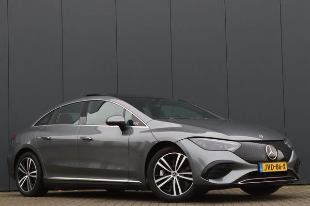 Mercedes-Benz EQE 300 90kWh Airmatic 4WS Pano Burmester 3D 360° Trekhaak