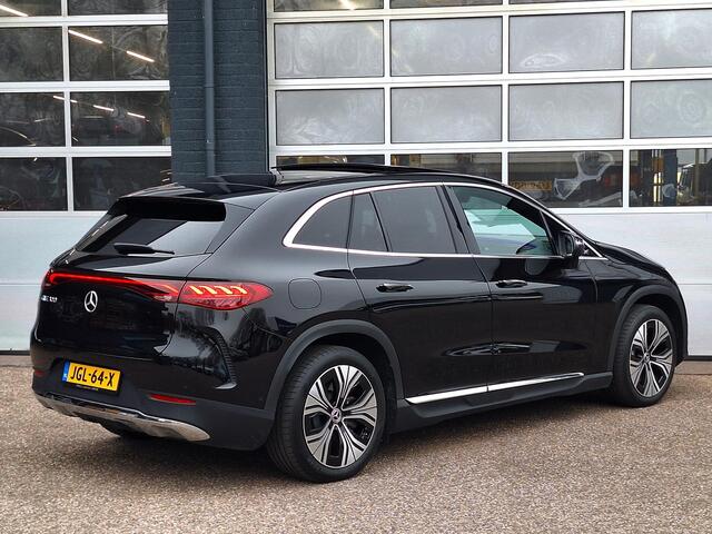 Mercedes-Benz EQE SUV 300 | Panoramadak | Burmester | Rijassistentiepakket | 360° camera | Memory pakket | DIGITAL LIGHT | Sfeerverlichting | Dodehoekassistentie | Keyless-GO | Elektrische achterklep