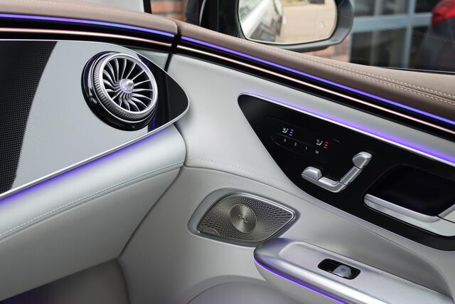 Mercedes-Benz EQE 300 Business Solution Premium 90 kWh | Luchtvering | Distronic+ | Panoramadak | Massage | Burmester | Digital Light | Surround Camera | Augmented Reality | Leder | Stoelventilatie | Verwarmd Stuurwiel |