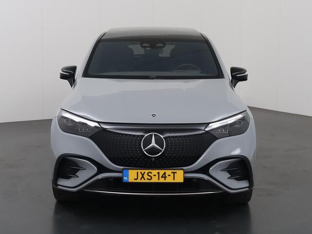 Mercedes-Benz EQE SUV 300 AMG Line 91 kWh | Luchtvering | Panoramadak | Night pakket | Burmester | 360 camera |