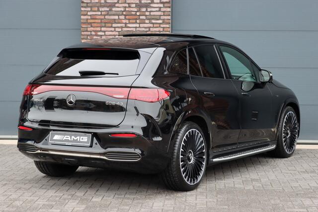 Mercedes-Benz EQE SUV AMG 43 4MATIC Premium 91 kWh | Hyperscreen | Luchtvering | Achterasbesturing | Distronic+ | Carbon | Burmester | Trekhaak | Warmtepomp | Verwarmd Stuurwiel | HUD | Panoramadak |