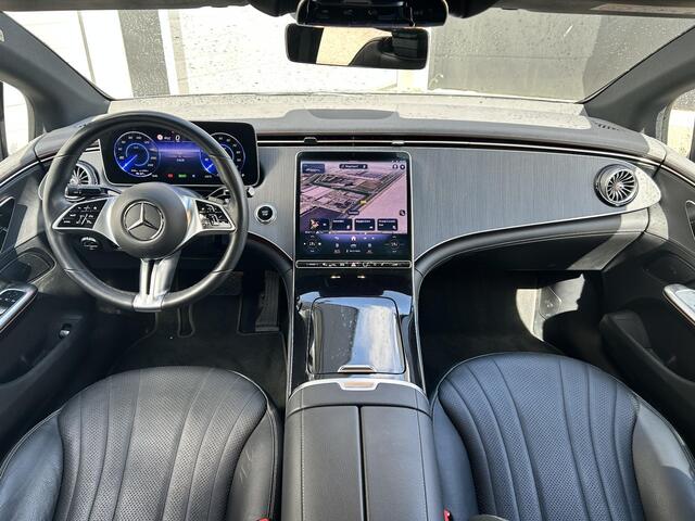 Mercedes-Benz EQE 300 | Panoramadak | Luxury | Achteruitrijcamera | Memorystoelen Verwarmd | Sfeerverlichting | Apple & Android Carplay