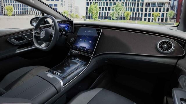 Mercedes-Benz EQE 300 AMG Line 89 kWh | Premium | Night pakket | Panoramadak | Burmester | Memory |