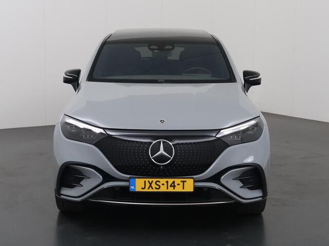 Mercedes-Benz EQE SUV 300 AMG Night | Luchtvering | Panoramadak | Rijassistentie pakket | Burmester | 360 camera |