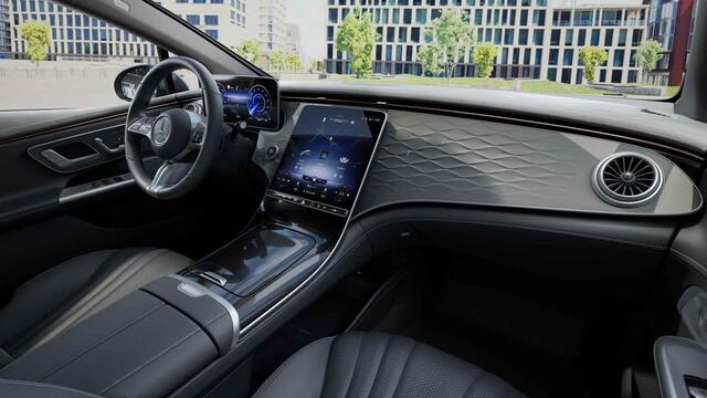 Mercedes-Benz EQE 350+ Launch Edition Luxury Line 91 kWh | Luchtvering | Burmester | Head Up display | Panoramadak | HD Led koplampen | Memory | 360 graden camera | Actieve sfeerverlichting |