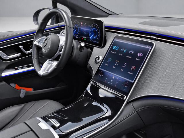 Mercedes-Benz EQE 300 Luxury Line 89 kWh | Panoramadak | Achteruitrijcamera | DISTRONIC Afstandsassistent | Memory Pakket | Stoelverwarming | Sfeerverlichting | Dodehoekassistentie | Privacy Glas Achter | Keyless-GO | Elektrisch Bedienbare Achterklep