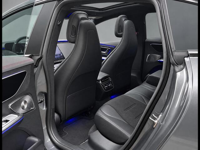 Mercedes-Benz EQE 350 AMG Line | Night Pakket | Panoramadak | Rijassistentiepakket Plus | AIRMATIC Luchtvering | Burmester 3D Surround | 360° Camera | DIGITAL LIGHT | Elektrisch Verstelbare Stoelen + Memory | Stoelverwarming | Stuurverwarming | Apple CarPlay | Android Auto | Sfeerverlichting