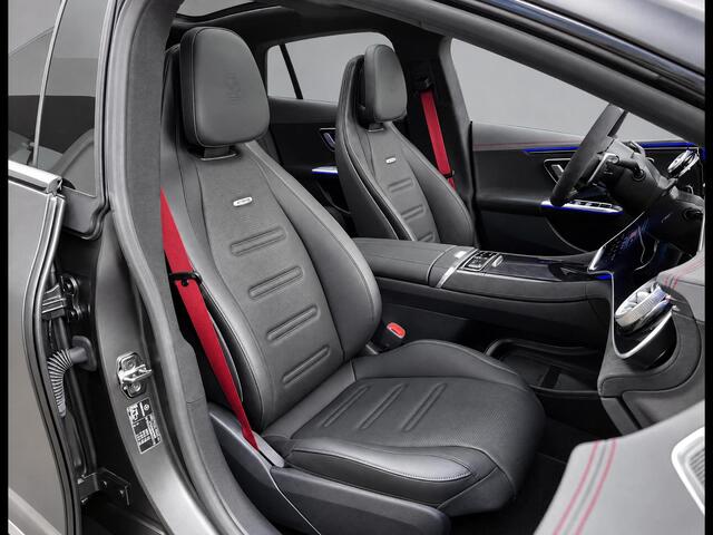 Mercedes-Benz EQE AMG 53 4MATIC+ | Premium Plus | Night Pakket | Rijassistentiepakket Plus | Panoramadak | HYPERSCREEN | 360° Camera | AIRMATIC Luchtvering | Achterasbesturing | AMG Keramisch Remsysteem | Sierdelen AMG Carbon | Burmester 3D Surround | Head-up Display | DIGITAL LIGHT | Elektrisch Verstelbare Stoelen + Memory | Multicountourstoelen + Massage | Stoelverwarming voor + achter | Stoelventilatie | Sfeerverlichting | Apple CarPlay | Android Auto | Dashcam