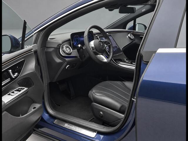Mercedes-Benz EQE 300 Business Edition | Panoramadak | Plus Pakket | DISTRONIC Afstandsassistent | Apple CarPlay | Android Auto | Elektrisch Verstelbare Stoelen + Memory | Stoelverwarming | Sfeerverlichting | Parkeersensoren | Achteruitrijcamera