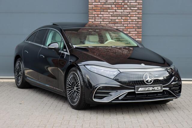 Mercedes-Benz EQS 450+ AMG Line 118 kWh | Facelift | Hyperscreen | Airmatic | Achterasbesturing | Distronic+ | HUD | Verwarmd Stuurwiel | Massage | Stoelventilatie | Digital Light | Panoramadak | Trekhaak |