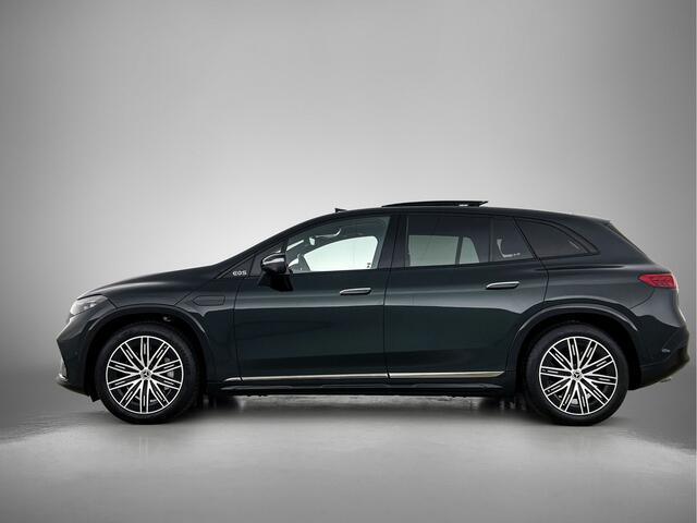 Mercedes-Benz EQS SUV 450 4MATIC AMG Line 118 kWh | AMG-Line In en Exterieur | Alarmklasse 3 | Elektrisch glazen panorama-dak 24 maanden Mercedes-Benz Certified garantie. Inclusief 24 maanden Mercedes-Benz Certified garantie voor Europa.