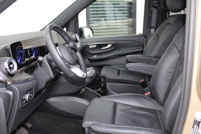 Mercedes-Benz EQV 300 L2 / AMG / New Model / Luchtvering / 7-Persoons / Burmester / Vol Opties / NIEUWSTAAT