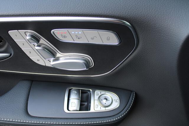 Mercedes-Benz EQV 300 L2 / AMG / Panorama / 7-Persoons / Burmester / Electr Stoelen / Vol Opties / NIEUWSTAAT