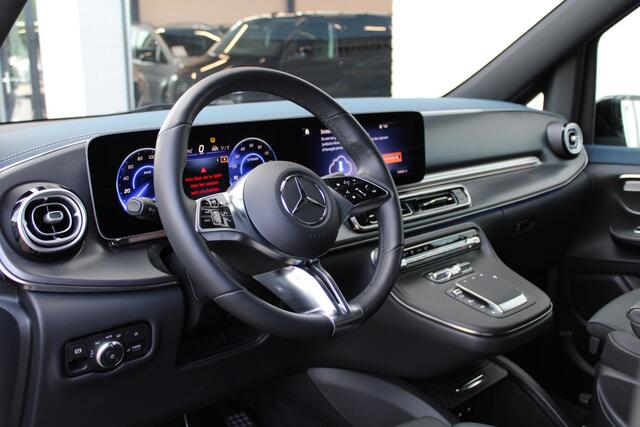Mercedes-Benz EQV 300 L2 / AMG / Luchtvering / 7-Persoons / 360 Camera / Vol Opties / NIEUWSTAAT