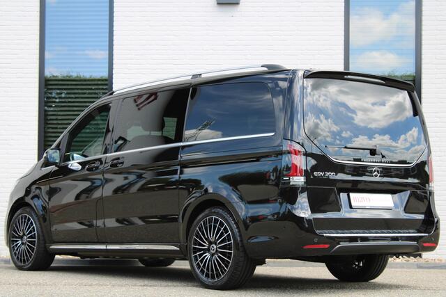 Mercedes-Benz EQV 300 L2 / AMG / Luchtvering / 7-Persoons / 360 Camera / Vol Opties / NIEUWSTAAT