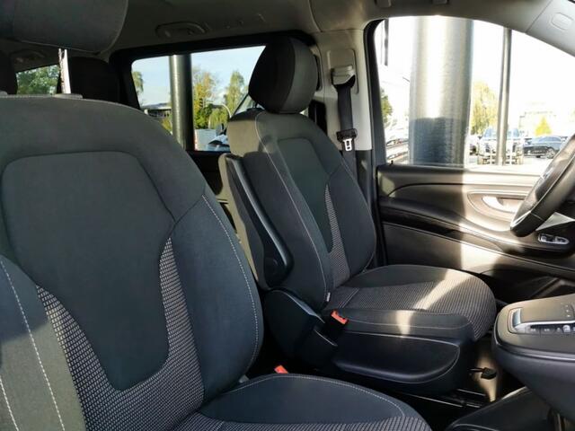 Mercedes-Benz EQV 300 L2 90kWh 7-zitter 59.895 incl BTW LED 2 EL. Schuifdeuren EL. Achterklep Camera