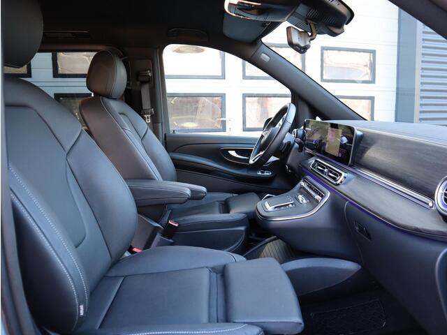 Mercedes-Benz EQV 300 90 kWh Avantgarge AMG - 8 Pers - elc. schuif