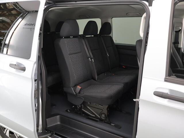 Mercedes-Benz EVITO TOURER 129 L2 PRO 90kWh | Snelladen 110 KWh | Achteruitrijcamera | Parkeerpakket | Comfortbestuurdersstoel | Dodehoekassistent | 8 Zitplaatsen | 360KM Range |