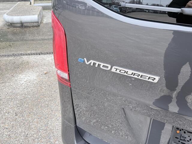 Mercedes-Benz EVITO TOURER PRO L2 90 kWh | 8-PERS | AIRCO ACHTERIN | LEER |