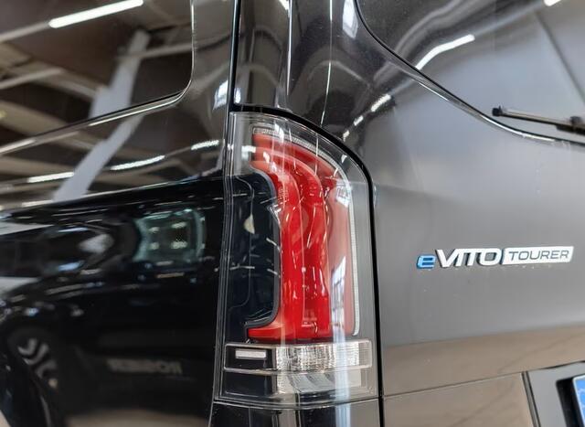 Mercedes-Benz EVITO TOURER 129 PRO L2 90 kWh 8 personen 54.329 incl BTW LED Distronic Camera Navi 17 inch