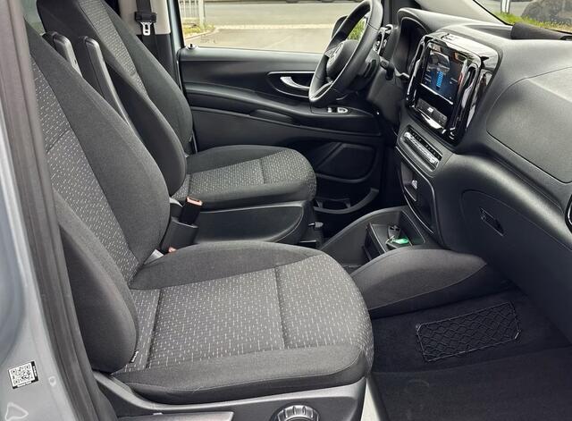 Mercedes-Benz EVITO TOURER 129 PRO L2 90 kWh 8 Personen 56.749 incl BTW Camera Stoelverwarming 2 Schuifdeuren