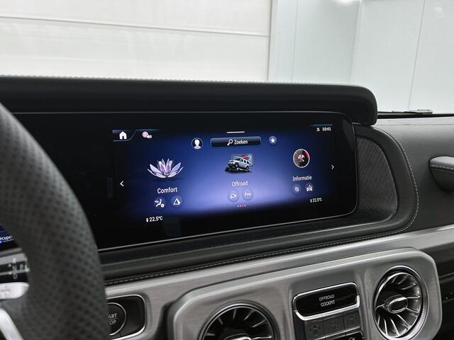 Mercedes-Benz G-KLASSE 580 met EQ-Technologie 116 kWh | SUPERIOR Line interieur | Comfortpakket | Radiatorgrille Black Panel | Nightpakket | Treeplanken | Logopakket in mat zwart | Zwart essenhout |