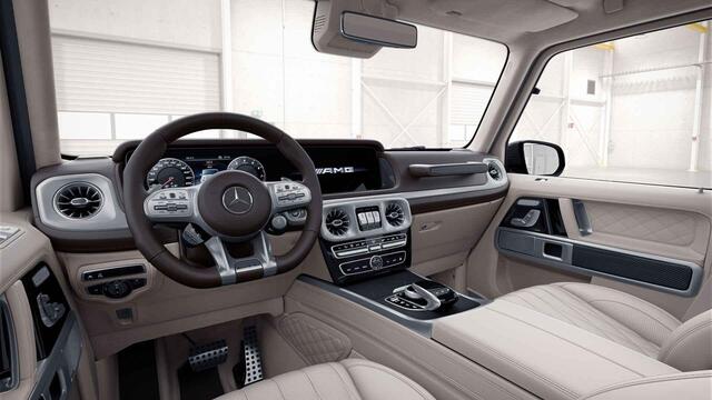 Mercedes-Benz G-KLASSE 63 | PPF | Blue eye laser systeem | Manufaktur Olijfgroen | Carbon | Superior interieur |