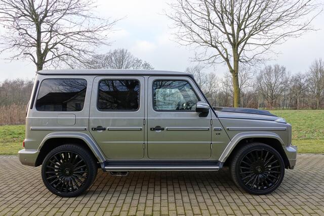 Mercedes-Benz G-KLASSE 500 | BRABUS | AKRAPOVIC | Burmester | 360° Camera | Massage | Schuif/kantel | 24"INCH |