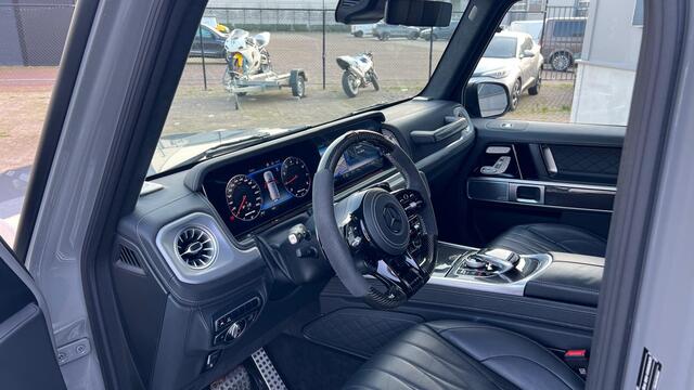 Mercedes-Benz G-KLASSE CARBON EDIT 63 AMG incl. Akrapovic