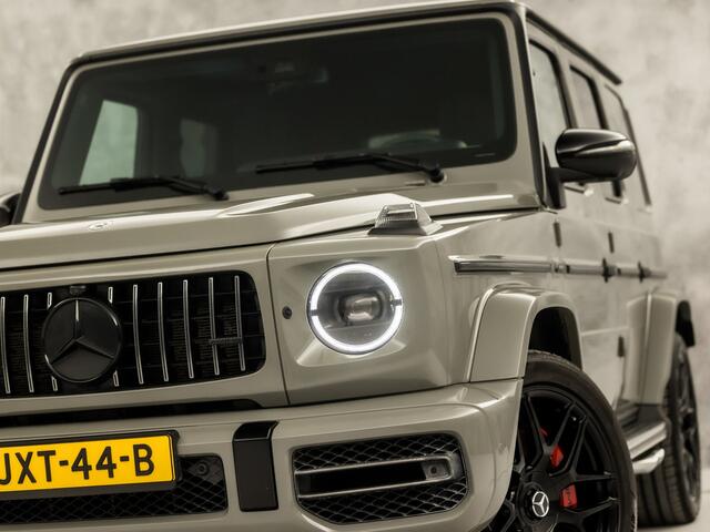 Mercedes-Benz G-KLASSE 63 AMG 585Pk (SCHUIFDAK, ALCANTARA HEMEL, APPLE CARPLAY, BURMESTER, MASSAGE, CARBON INTERIEUR, STOELKOELING/VERWARMING, ADAPTIVE CRUISE, 360 CAMERA, SFEERVERLICHTING, TREKHAAK, NIEUWSTAAT)