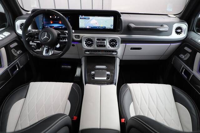 Mercedes-Benz G-KLASSE AMG 63 | 585PK | G-Manufaktur | Massage | Facelift | Carbon | Burmester | Keyless-go | Schuifdak | Distronic+ | Stoelkoeling | 2025.