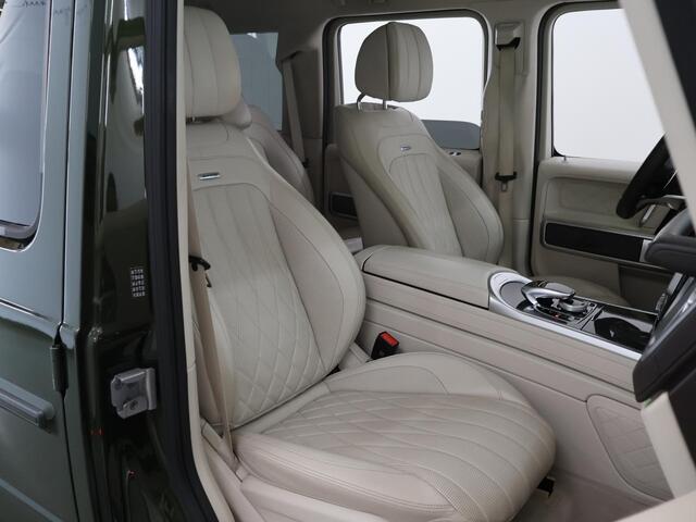 Mercedes-Benz G-KLASSE 63 | PPF | Blue eye laser systeem | Manufaktur Olijfgroen | Carbon | Superior interieur |