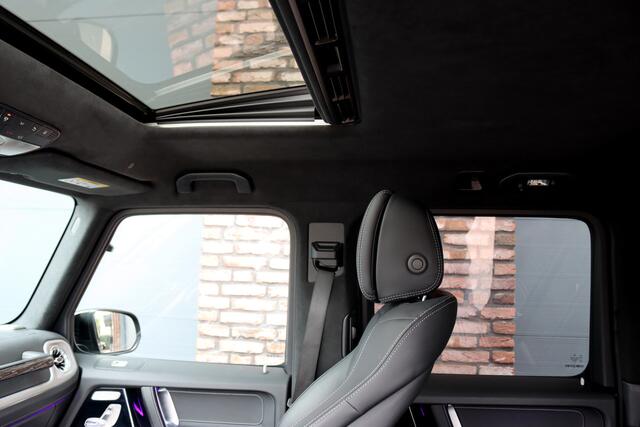 Mercedes-Benz G-KLASSE 500 AMG Line Premium+ | V8 | Distronic+ | Stoelventilatie | Massage | Trekhaak | Schuifdak | Contourstoelen | Standkachel | Burmester 3D | Leder Exclusief | Surround Camera |