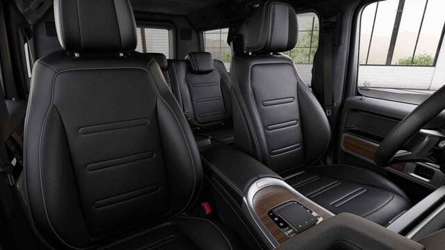 Mercedes-Benz G-KLASSE 580 met EQ-Technologie 116 kWh | Burmester | Exclusive interieur | Schuifdak | Leder | Memory | 360 graden camera | Multibeam |