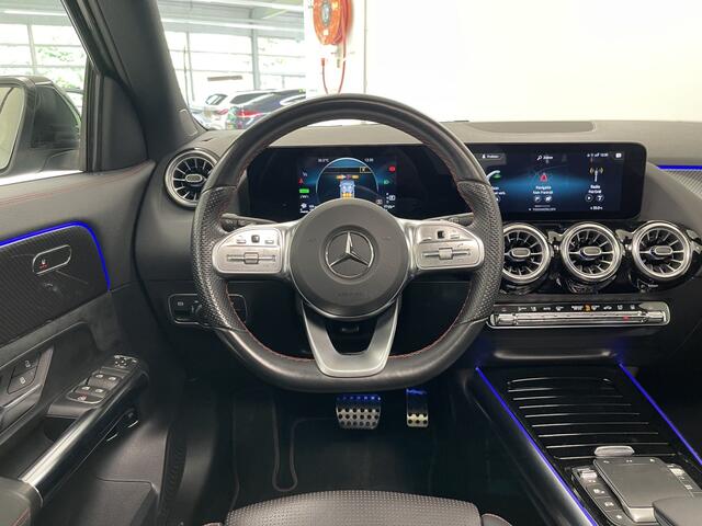Mercedes-Benz GLA-KLASSE 250 e AMG Edition | Pano | Leer | Trekhaak | Sfeerverlichting