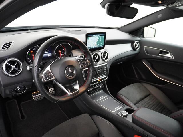 Mercedes-Benz GLA-KLASSE 180 AMG