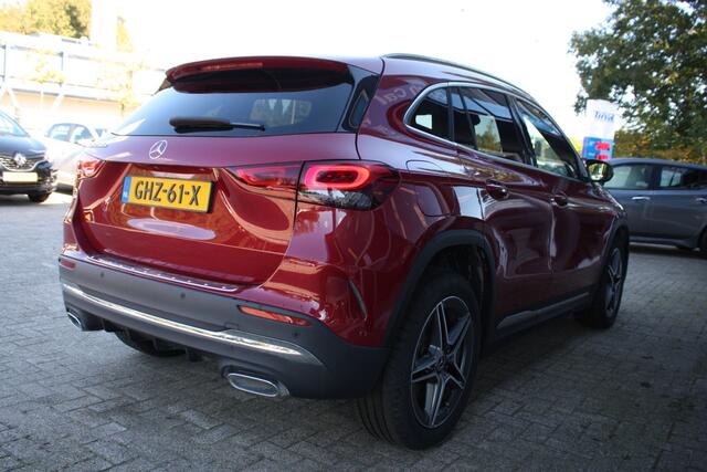 Mercedes-Benz GLA-KLASSE 250 e Business Solution AMG Limited | Pano | Camera | Half leder