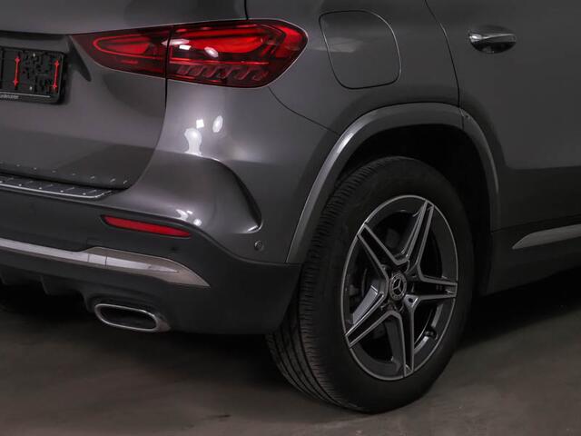 Mercedes-Benz GLA-KLASSE 250 e AMG Face Lift Plug-In Hybride | AMG Line Advanced Plus | Dodehoek Assist | Sfeerverlichting | 11kW Laden | Stuur en Stoelverwarming | Inclusief 24 maanden MB Certified garantie voor Europa.