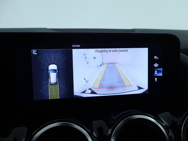 Mercedes-Benz GLA-KLASSE 250 e Plug-In Hybride | Trekhaak | Apple Carplay/Android Auto | Elektrisch Bedienbare Achterklep | Inclusief 24 maanden MB Certified garantie voor Europa.