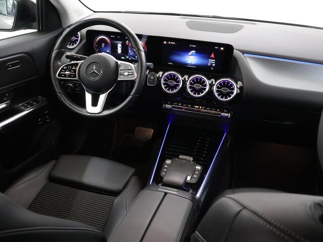 Mercedes-Benz GLA-KLASSE 250 e Luxury Line | Getint glas | Widescreen | Stoelverwarming |
