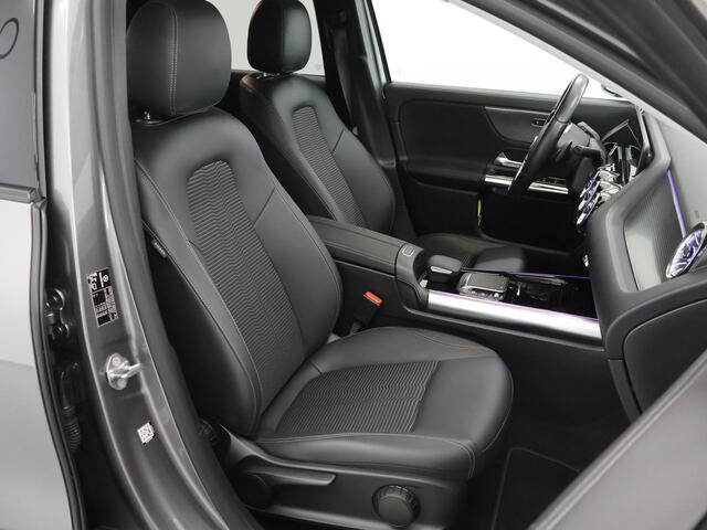 Mercedes-Benz GLA-KLASSE 250 e Luxury Line | Getint glas | Widescreen | Stoelverwarming |