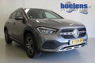 mercedes-benz-gla-klasse-250-e-busi