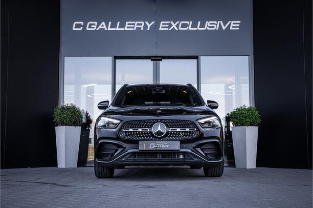 Mercedes-Benz GLA-KLASSE 180 AMG Line - Panorama | Elek. Trekhaak | ACC | Camera